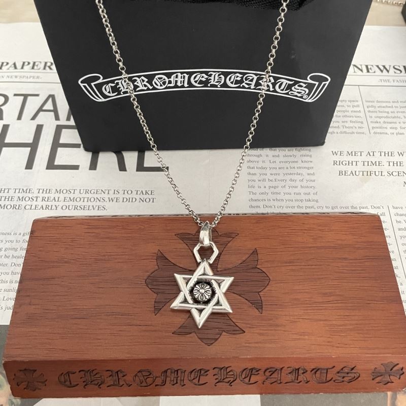 Ch**me He**ts necklaces